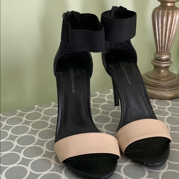 BCBGeneration, Black and Nude Stilettos S-8 1/2M - Picture 8 of 8